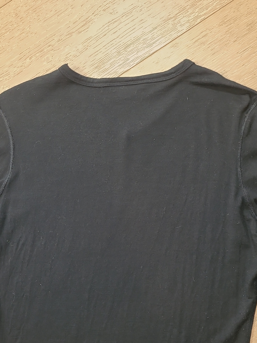 Smartwool Base Layer Women's sz M Black Merino Wool V-neck Long Sleeve - Picture 5 of 10